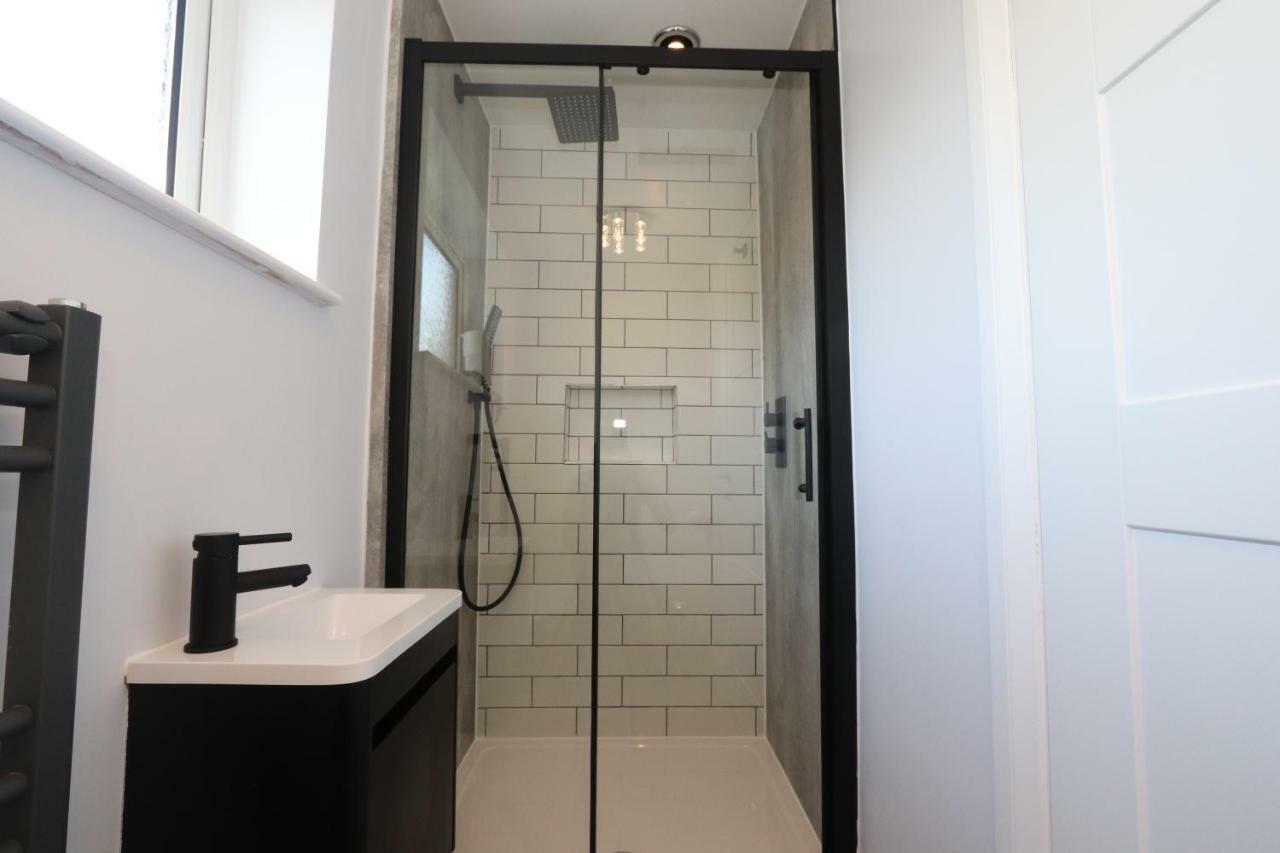 Dunfermline - Luxury 3 Bedroom 2 Bathroom Detached House With Garden Εξωτερικό φωτογραφία