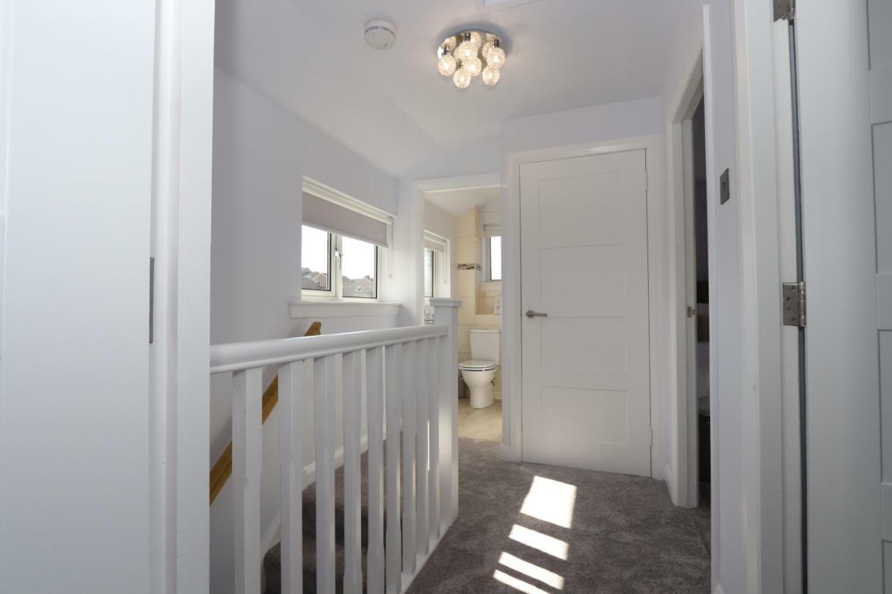 Dunfermline - Luxury 3 Bedroom 2 Bathroom Detached House With Garden Εξωτερικό φωτογραφία