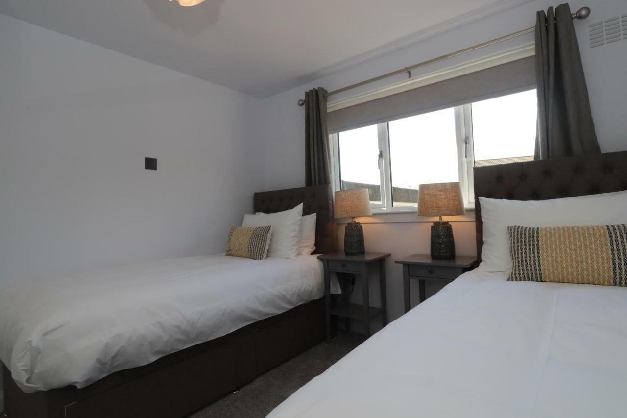 Dunfermline - Luxury 3 Bedroom 2 Bathroom Detached House With Garden Εξωτερικό φωτογραφία