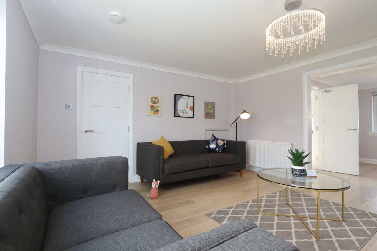 Dunfermline - Luxury 3 Bedroom 2 Bathroom Detached House With Garden Εξωτερικό φωτογραφία